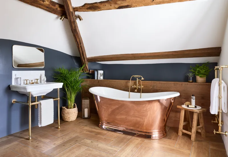 BC Designs BAC070 copper boat bath country style bathroom Essex Bowmans luxury installation