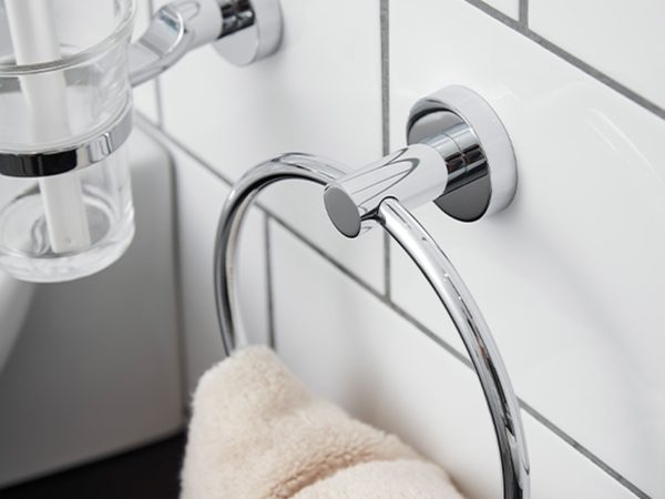 Coordinated Miller from Sweden finishes in an Essex bathroom