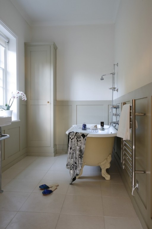 JIS Europe heating detail in an Ouse bathroom setting