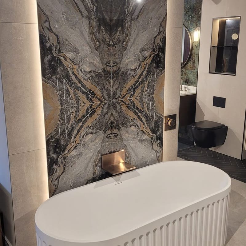 Luxury freestanding bath display at Bowmans Leigh-on-Sea showroom