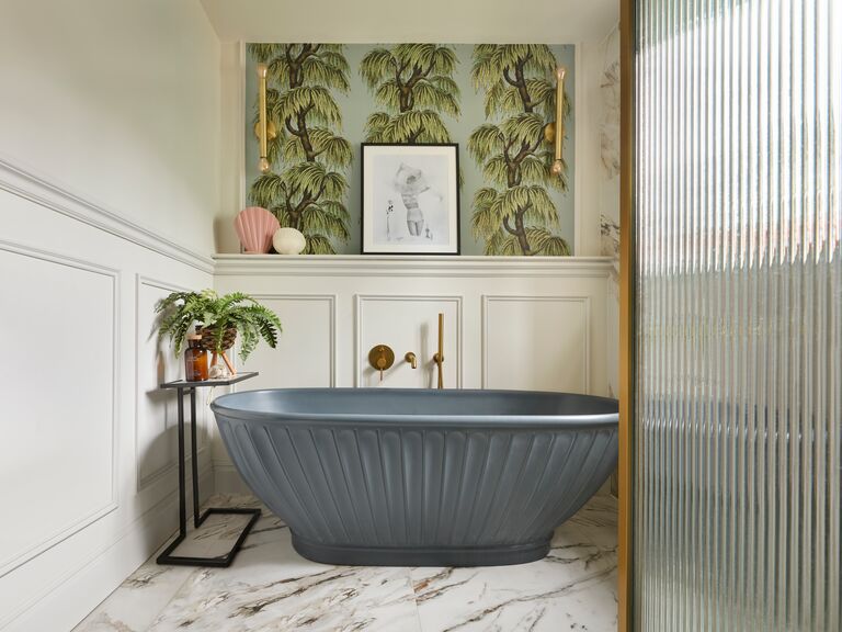 Freestanding Stone Baths: Pros, Cons & 3 Materials