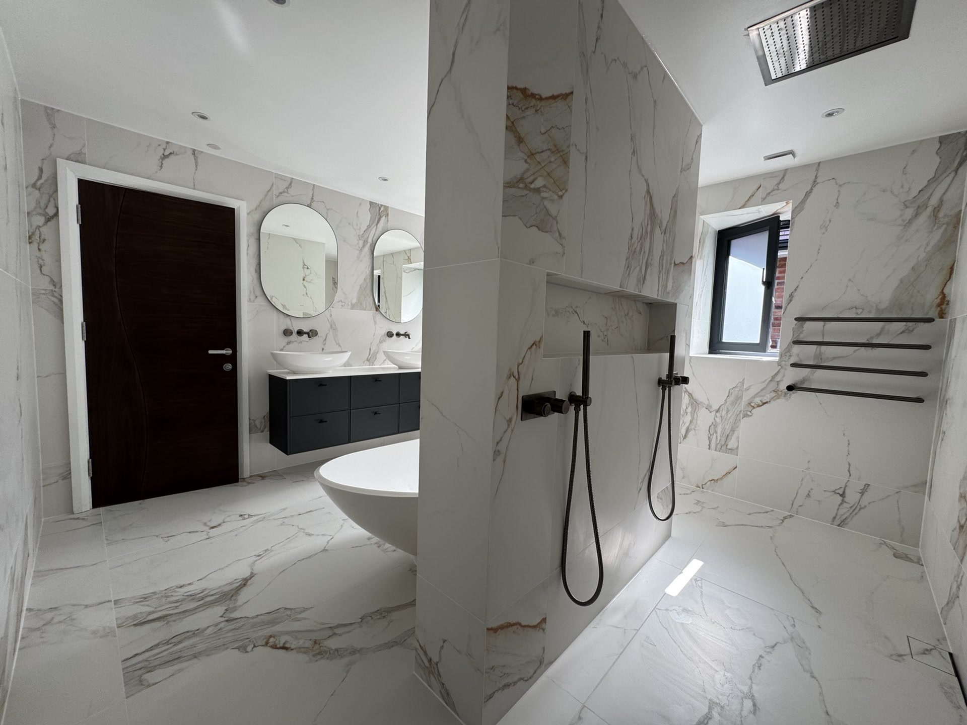 His and hers showers modern ensuite Billericay CM11 Essex luxury bathroom design