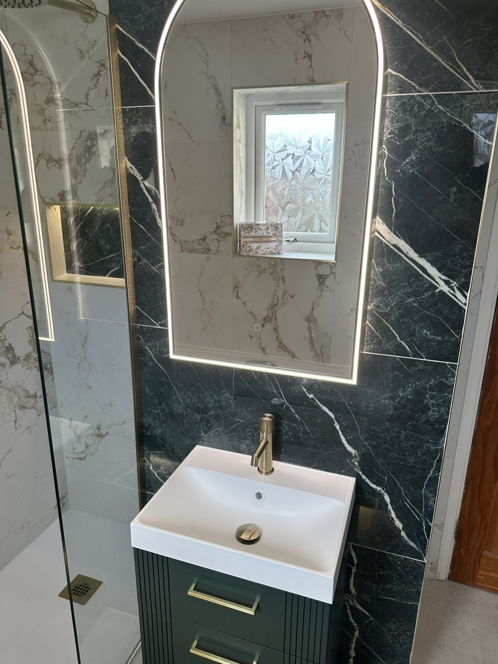 HiB Fabrica vanity in emerald green with Romana arch LED mirror — Braintree CM7