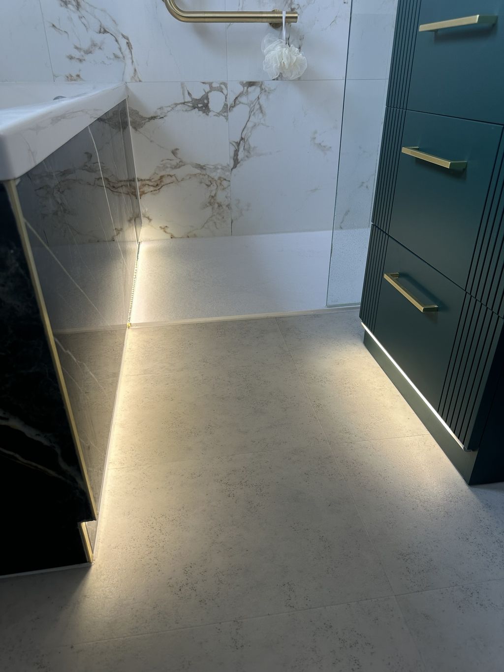 LED strip lighting at bath panel junction with Amtico floor — Braintree CM7