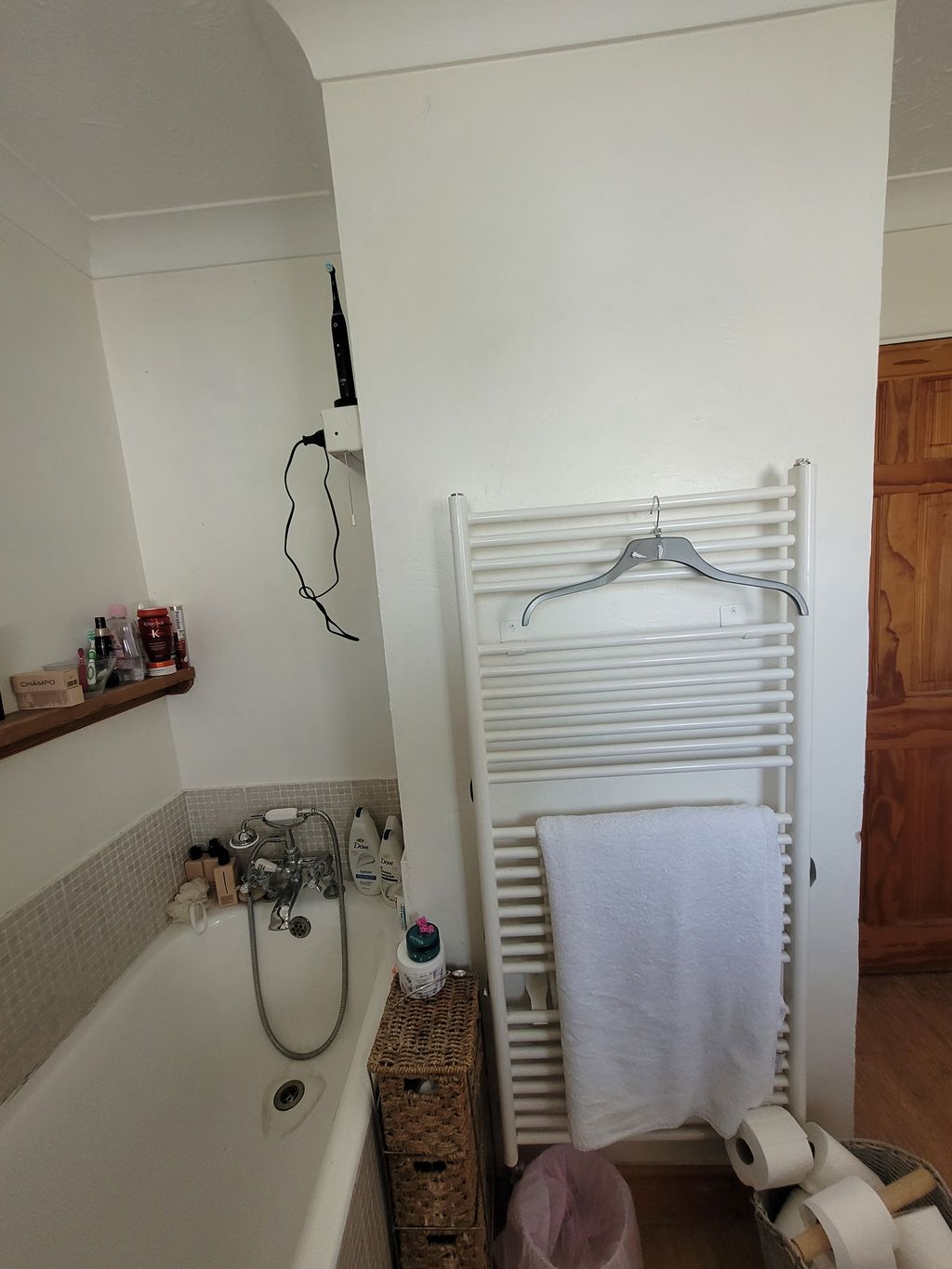 Before renovation small family bathroom in Braintree CM7