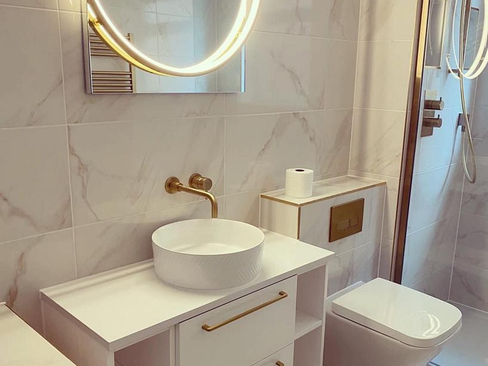 HiB Solas LED mirror vessel basin white vanity WC with brass flush plate Great Baddow CM2