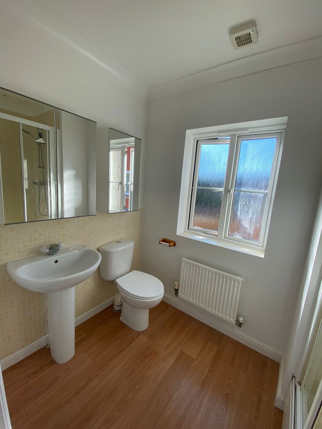 Original ensuite before renovation Highwoods CO4 showing dated layout